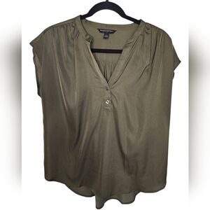 Banana Republic Olive Green Draped Blouse Cap Sleeve Split Neck Top M